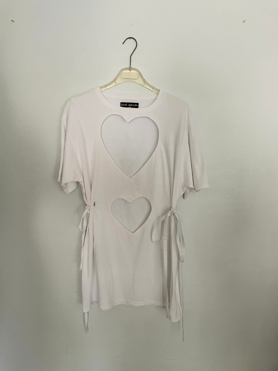 double front heart cut out t-shirt w/ties