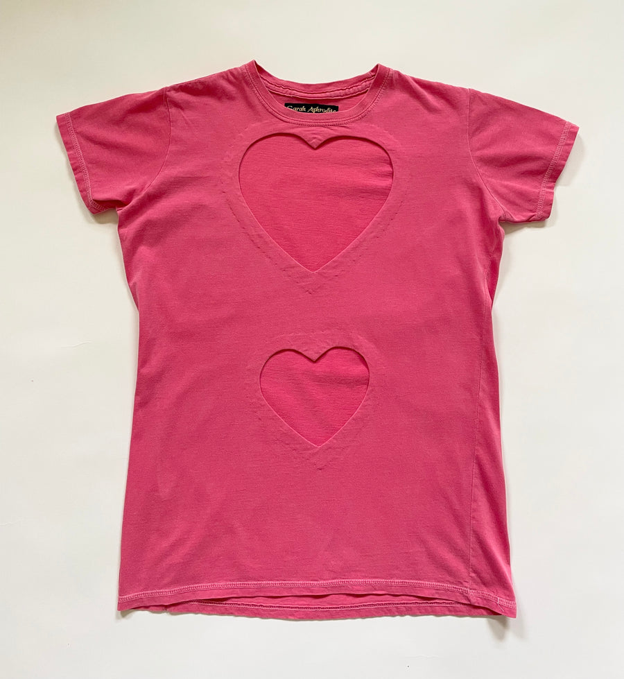 PINK FITTED DOUBLE HEART CUT-OUT TEE