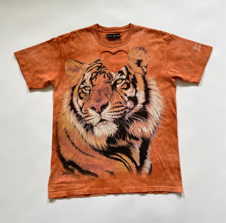 HEART CUT-OUT TIGER TEE