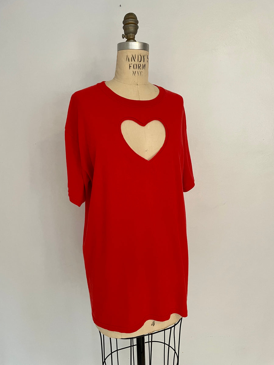 RED OVERSIZED CROCHET HEART CUT OUT TEE