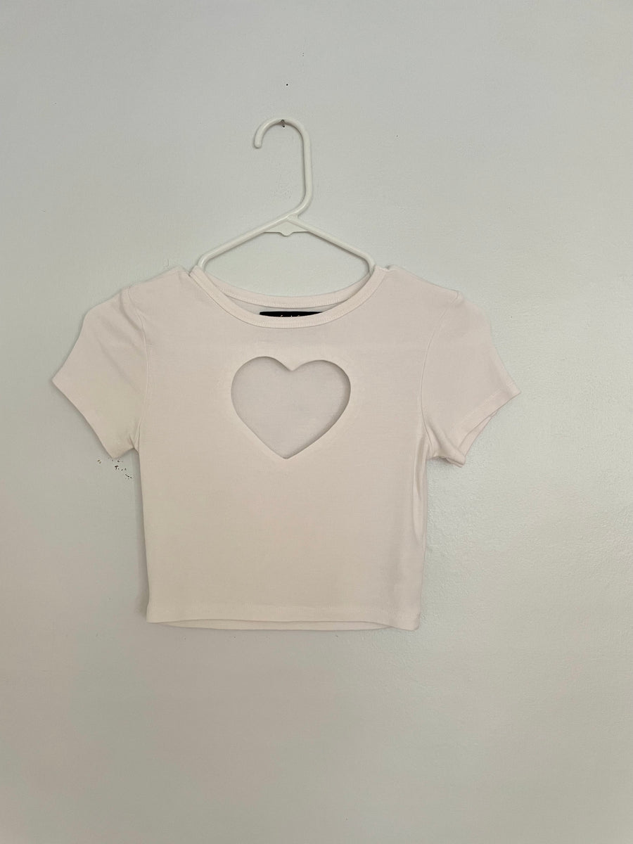 CROPPED STRETCHY  HEART CUT OUT TOP