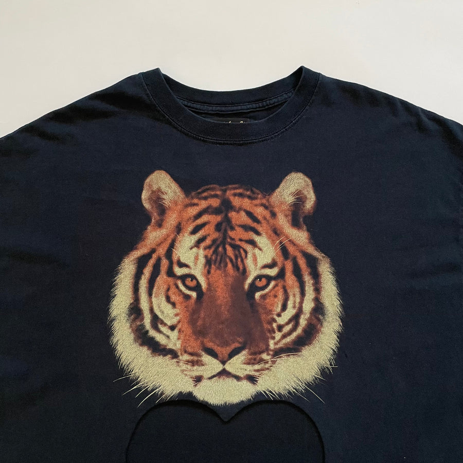 OVERSIZED TIGER BELLY HEART CUT-OUT TEE