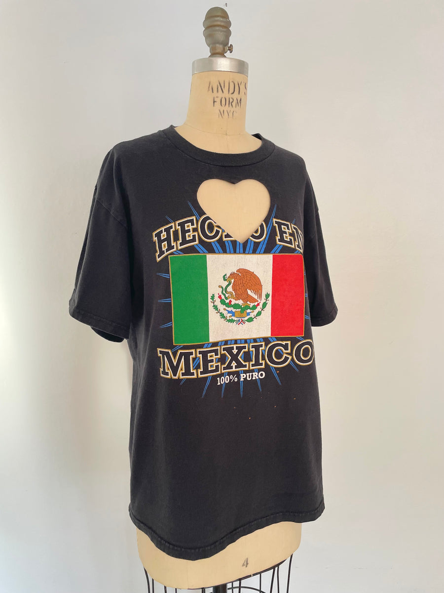 Hecho en Mexico heart cut out tee