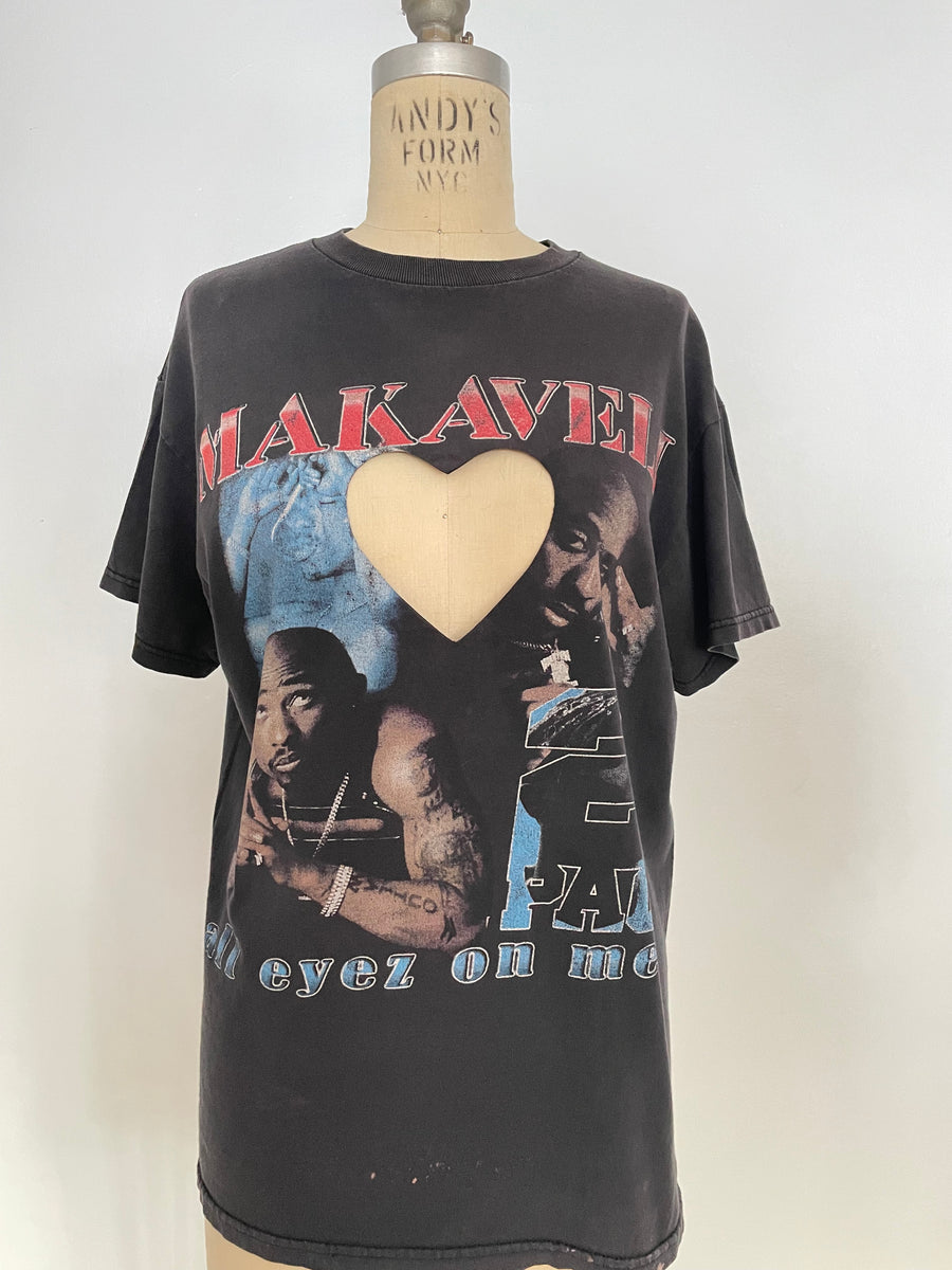 makaveli heart cut out tee