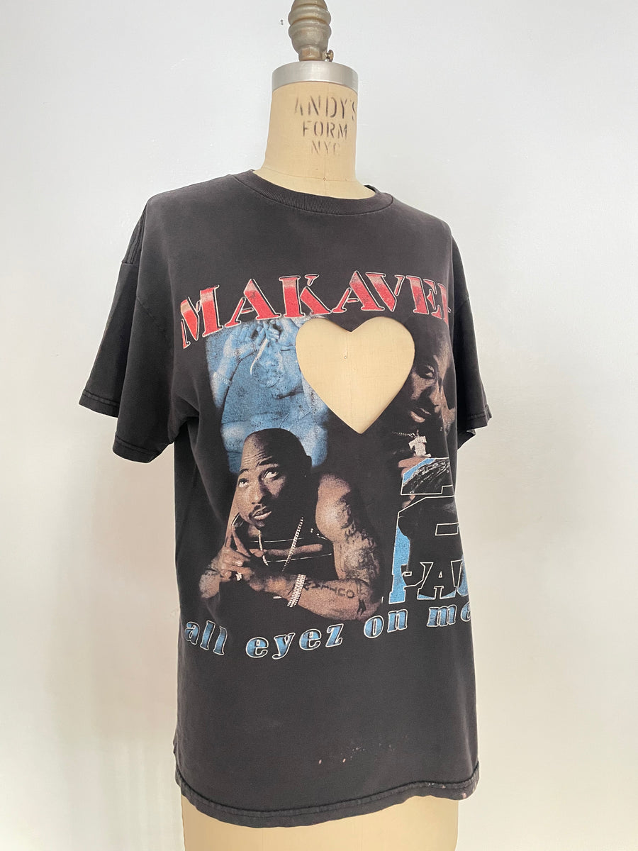 makaveli heart cut out tee