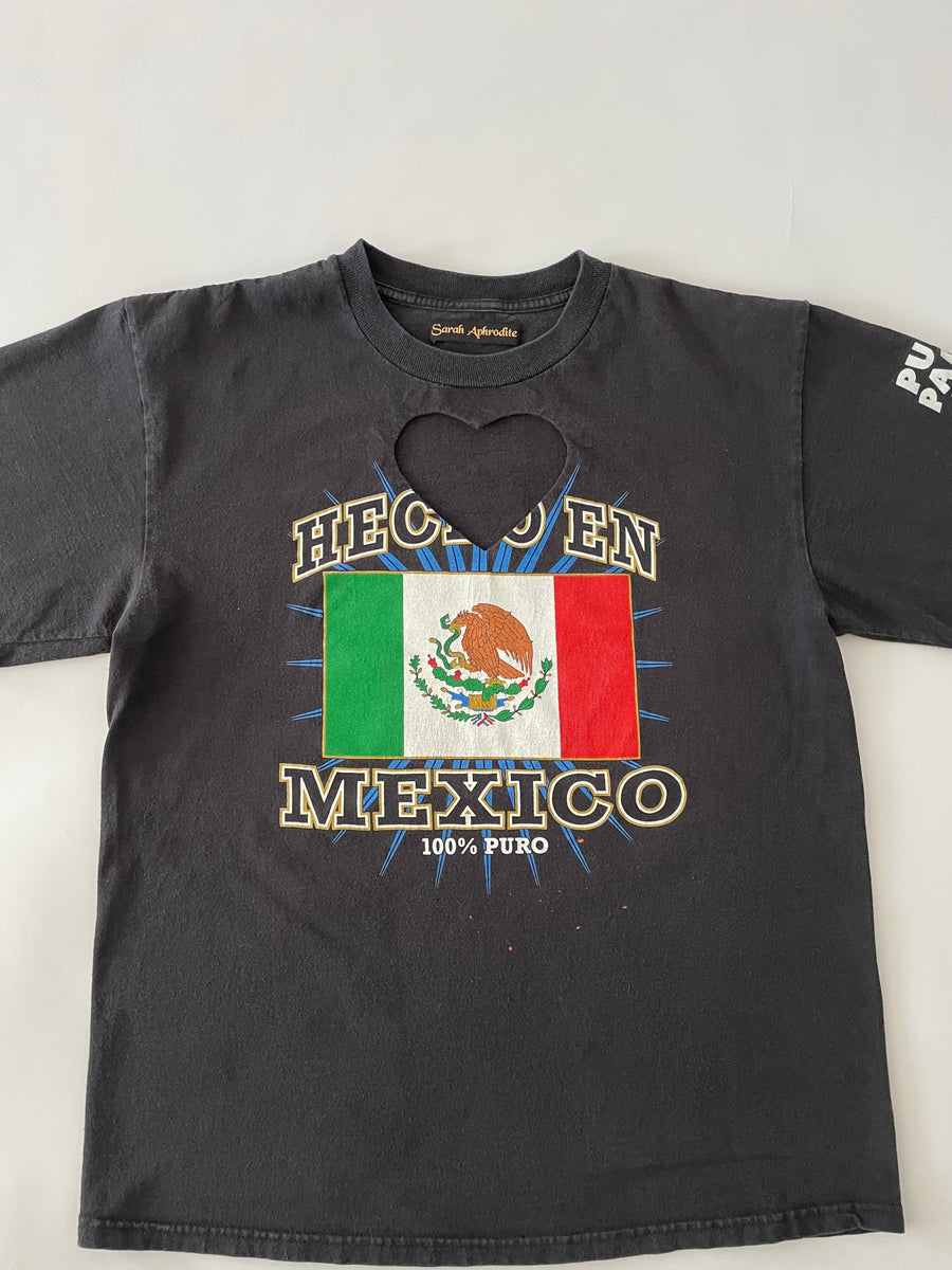 Hecho en Mexico heart cut out tee