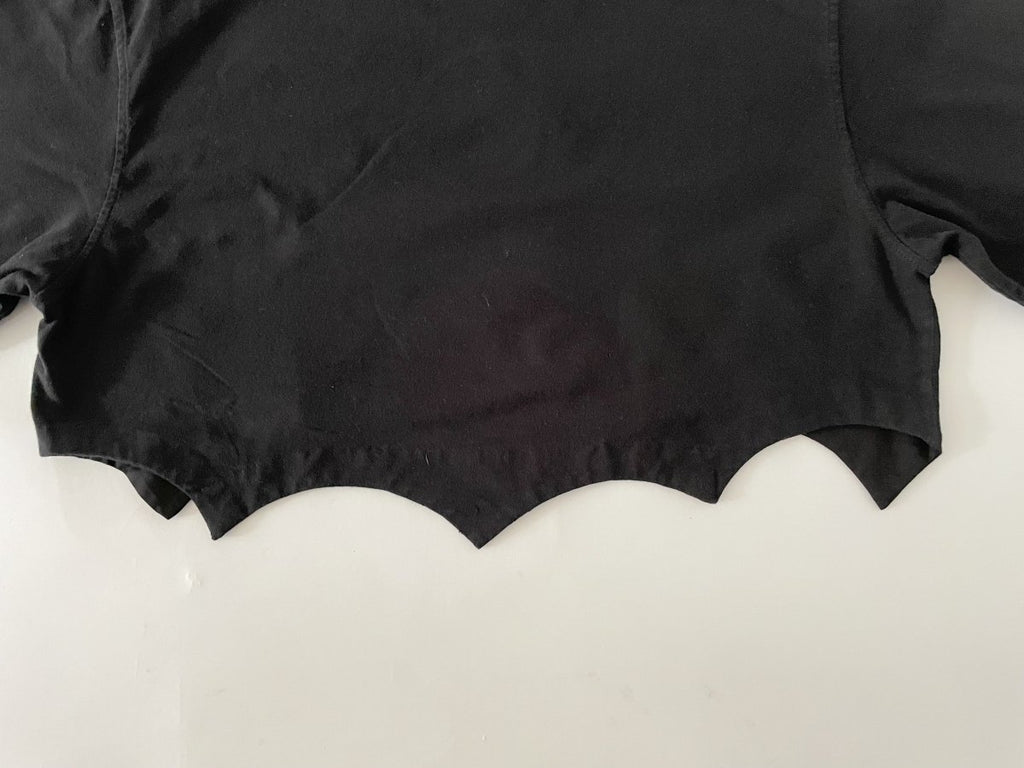 Handmade black cropped T-shirt with scallop hem, crafted from salvaged cotton. One-of-a-kind sustainable piece by Sarah Aphrodite.