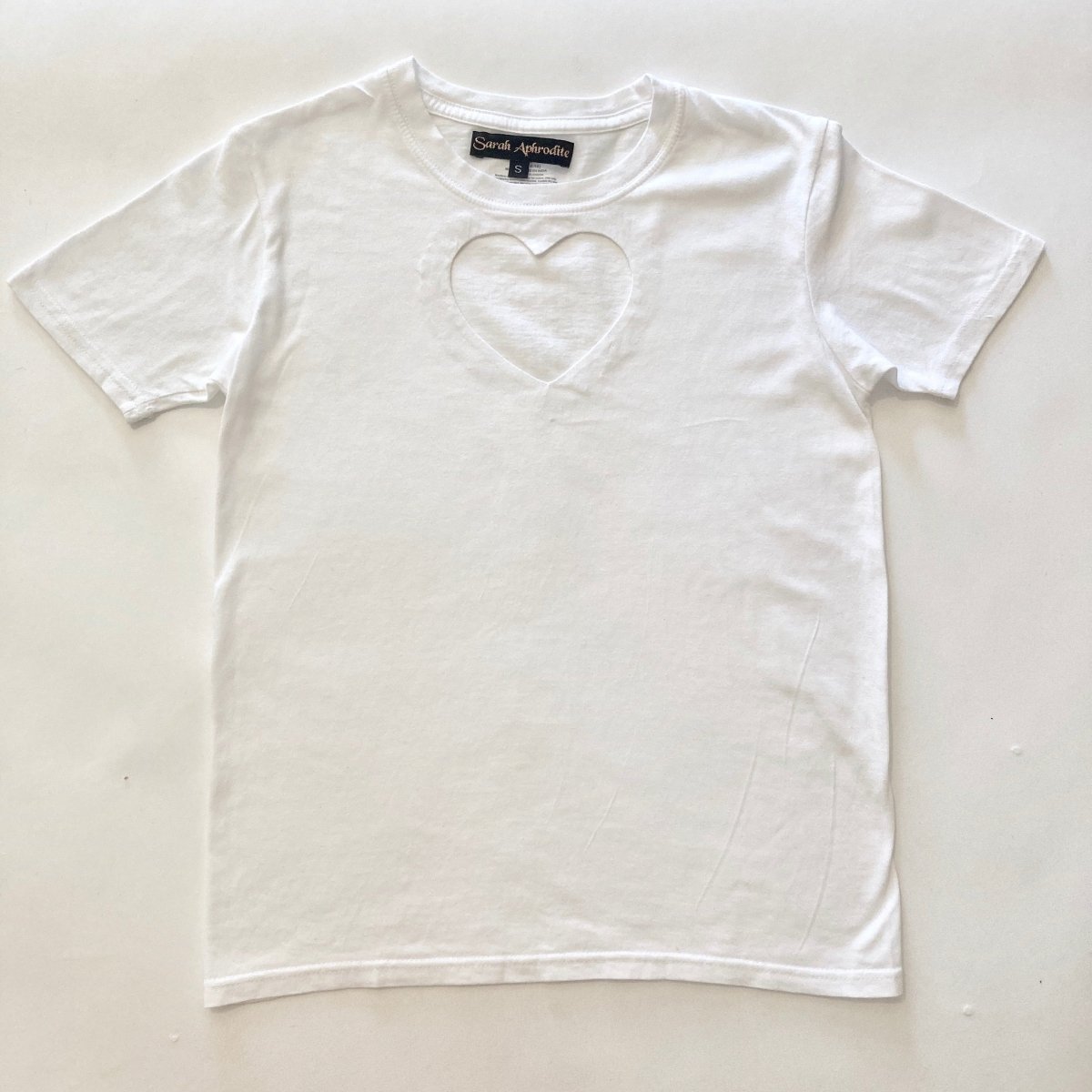 Original Heart Cut-Out T-Shirt | Handmade & Upcycled – Sarah