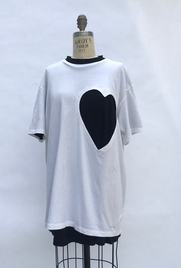 B&W ASYMMETRICAL HEART CUT-OUT TEE