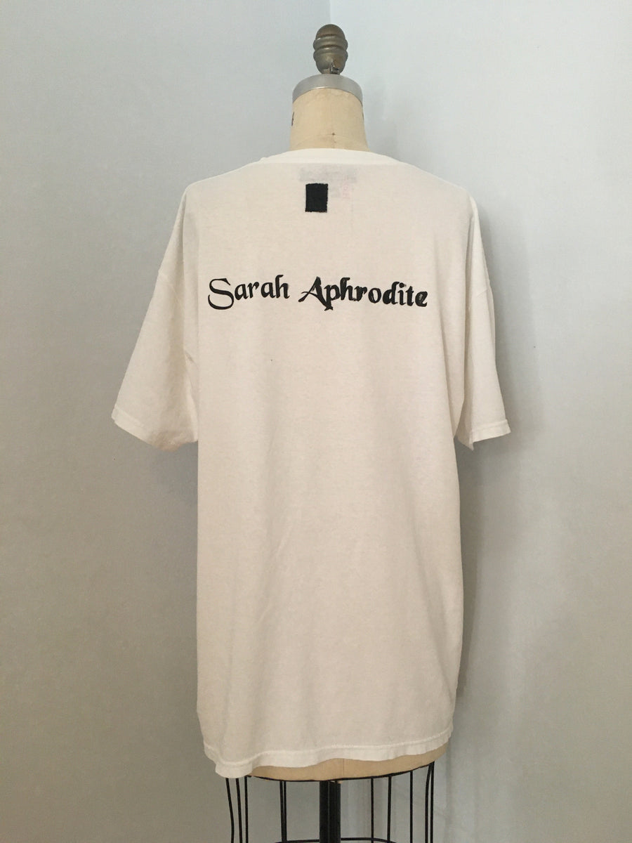 FTP OVERSIZED SILKSCREEN HEART CUT-OUT TEE