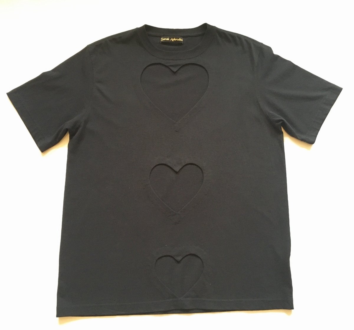 Triple Heart Cut-Out T-Shirt | Oversized & Upcycled – Sarah