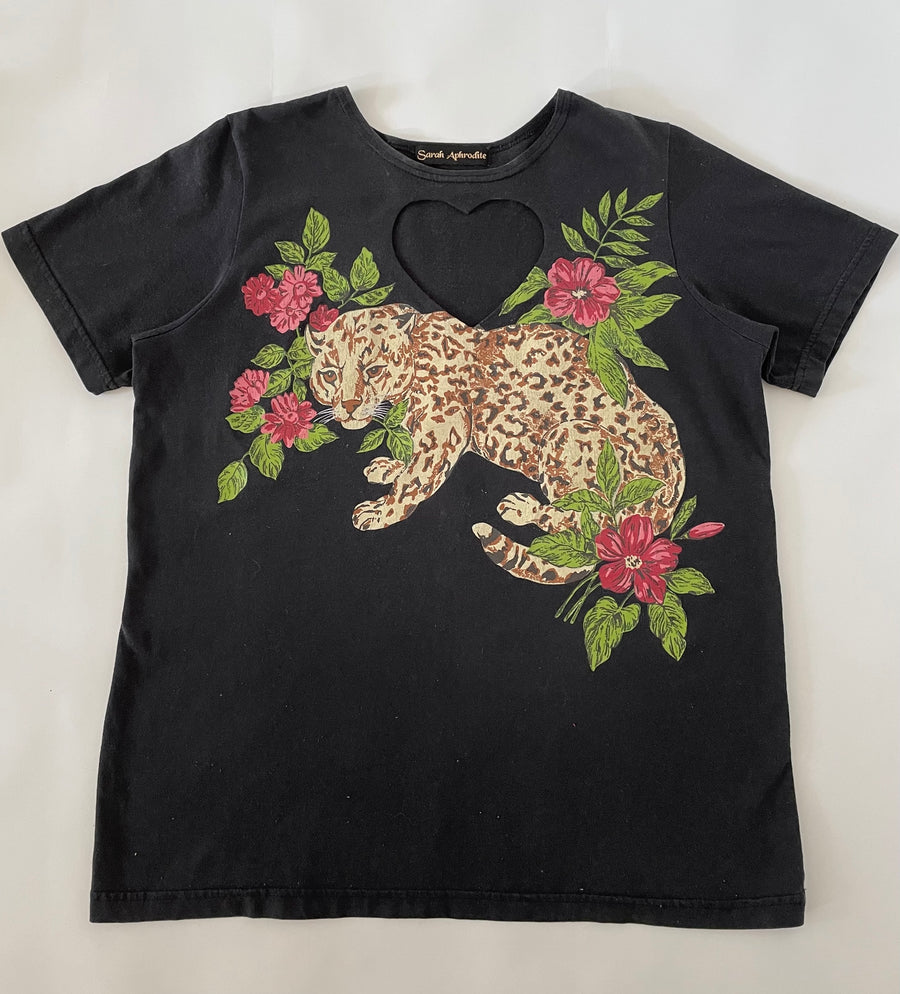 SALE !!! Heart cut out T-shirt / single / leopard print