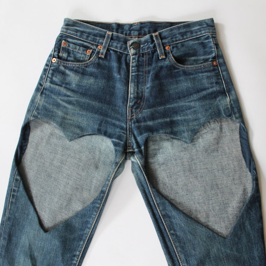 MID-WASH HEART CUT-OUT JEANS