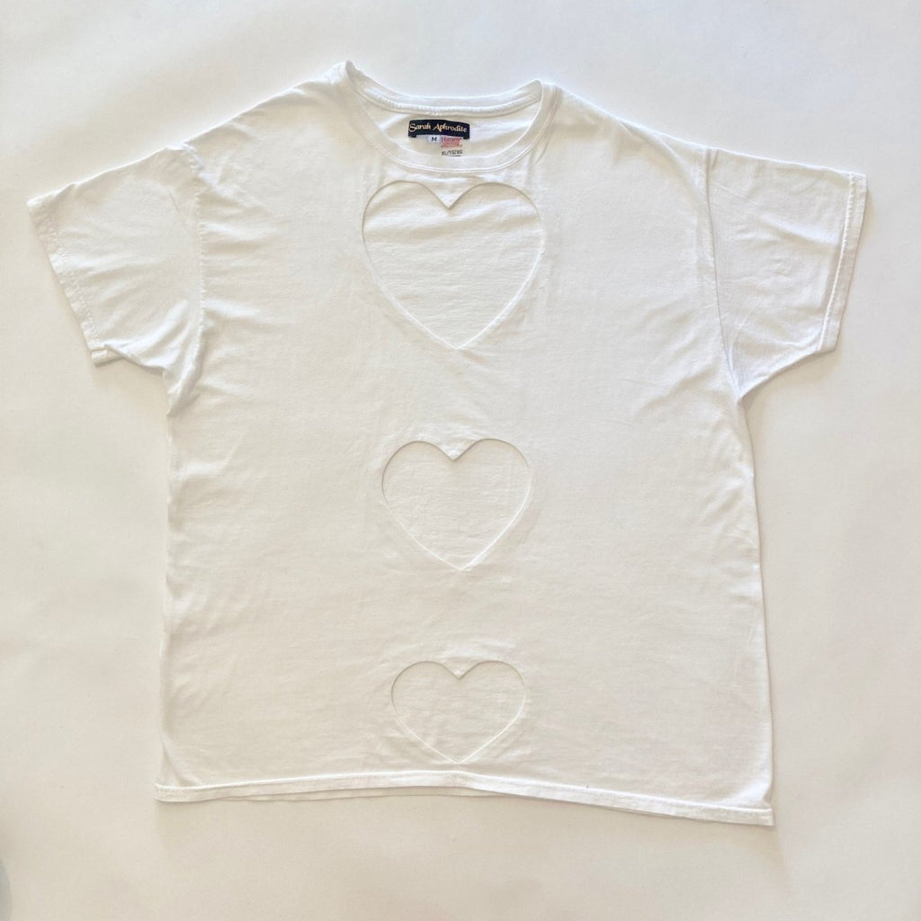 SARAH APHRODITE OVERSIZED TRIPLE HEART CUT-OUT TEE